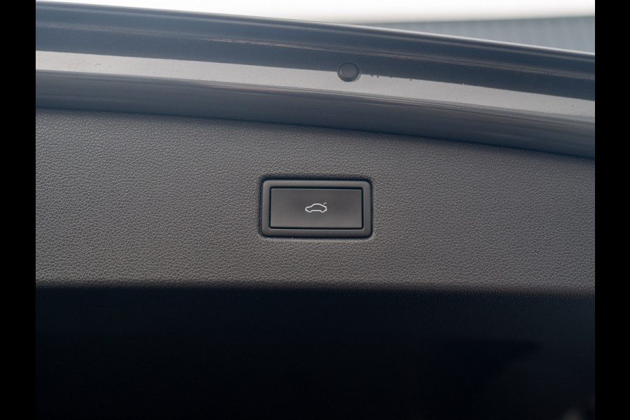 Volkswagen Tiguan 1.5 TSI R-Line Business+ | Head Up | IQ Light | Side Assist | Keyless | Camera | Elk. A-klep | Prijs Rijklaar!!