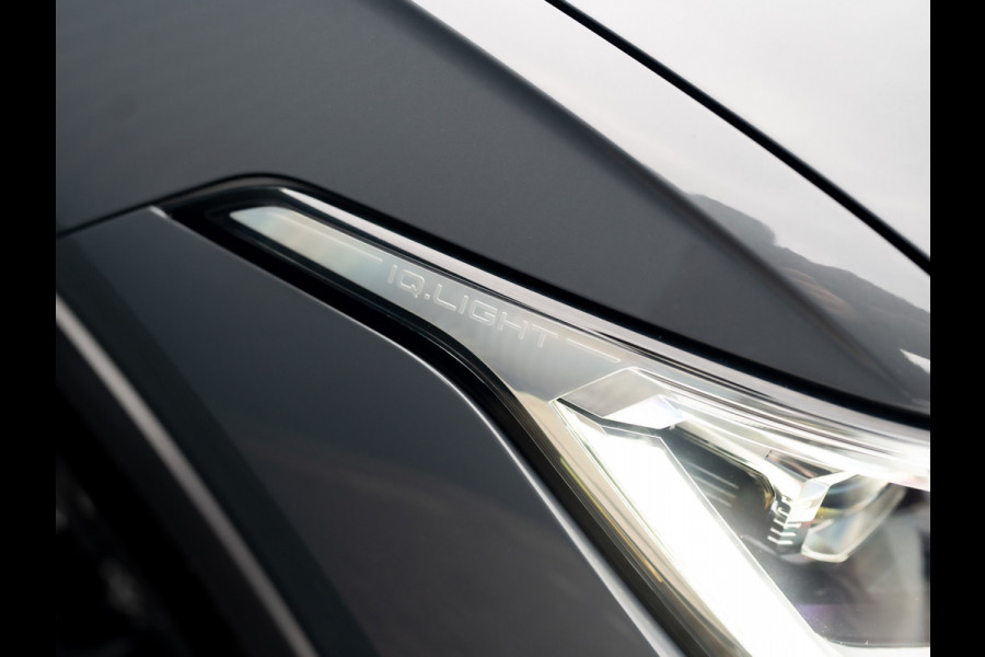 Volkswagen Tiguan 1.5 TSI R-Line Business+ | Head Up | IQ Light | Side Assist | Keyless | Camera | Elk. A-klep | Prijs Rijklaar!!