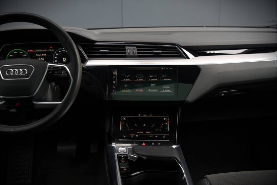 Audi e-tron Sportback 50 quattro S edition 71 kWh | S-Line | Panoramadak | Memory Seats | Luchtvering | Adaptive Cruise Control | Apple Carplay | Keyless | Matrix LED | Leder | Stoelverwarming | NAP |