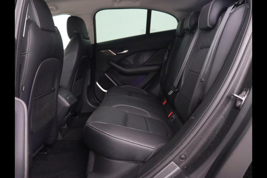Jaguar I-PACE EV400 HSE 90 kWh | Leder | Meridian Sound | Achterbankverwarming | Adaptive cruise | 360 Camera | Carplay | Matrix LED | Keyless | Stoelverwarming | Navigatie