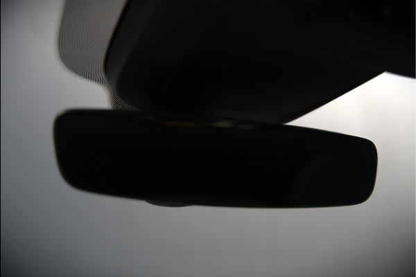 Audi e-tron Sportback 50 quattro S edition 71 kWh | S-Line | Panoramadak | Memory Seats | Luchtvering | Adaptive Cruise Control | Apple Carplay | Keyless | Matrix LED | Leder | Stoelverwarming | NAP |