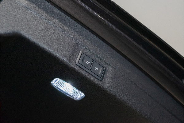 Audi A6 Avant C9 e-hybrid 270KW Quattro S Edition Competition 367PK | Madeira Brown Pearl | Tech Pro | B&O | Lucht | Trekhaak | 5 jaar F