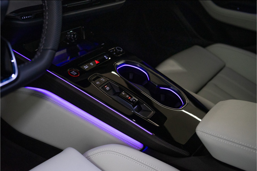 Audi A6 Avant C9 e-hybrid 270KW Quattro S Edition Competition 367PK | Madeira Brown Pearl | Tech Pro | B&O | Lucht | Trekhaak | 5 jaar F