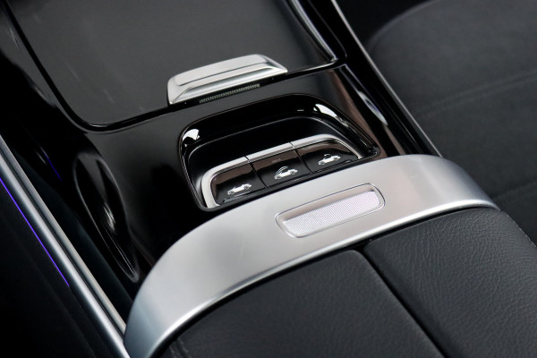 Mercedes-Benz CLE Cabriolet 200 AMG Line Aut9 | Memory | Distronic | Burmester | Airscarf | Verwarmd Stuurwiel | Surround Camera | Keyless Go | Digital Light |