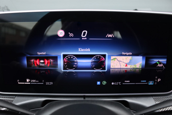 Mercedes-Benz CLE Cabriolet 200 AMG Line Aut9 | Memory | Distronic | Burmester | Airscarf | Verwarmd Stuurwiel | Surround Camera | Keyless Go | Digital Light |