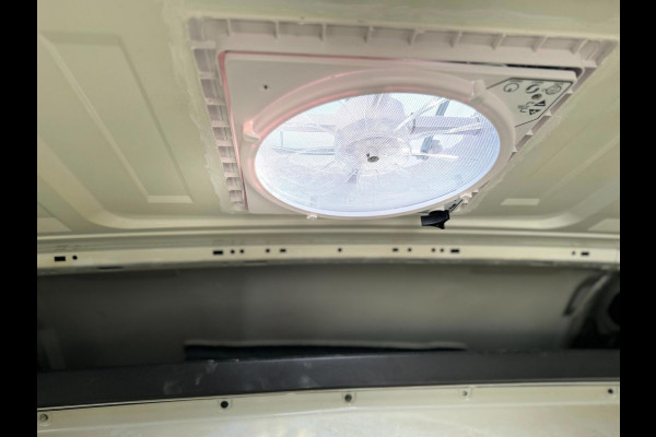 Peugeot Boxer 335 2.2 BlueHDi 140 L3H2 Premium Camera Airco Navi