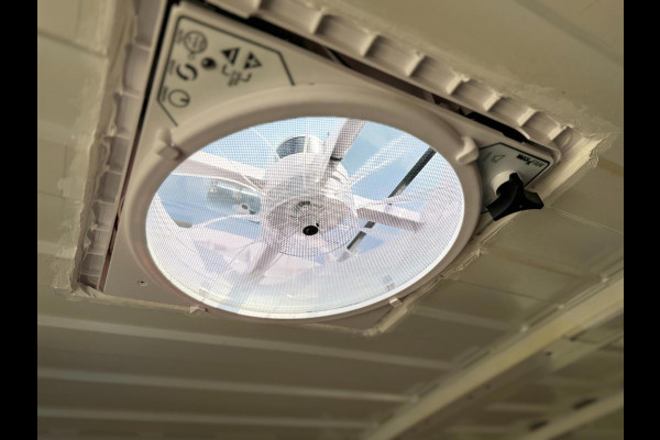 Peugeot Boxer 335 2.2 BlueHDi 140 L3H2 Premium Camera Airco Navi