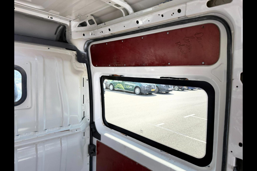 Peugeot Boxer 335 2.2 BlueHDi 140 L3H2 Premium Camera Airco Navi