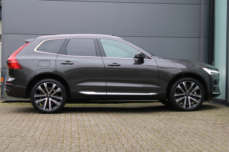 Volvo XC60 2.0 T8 Plug-in hybrid AWD Plus Bright | Luchtvering | Trekhaak | H&K | 360 Camera | Full