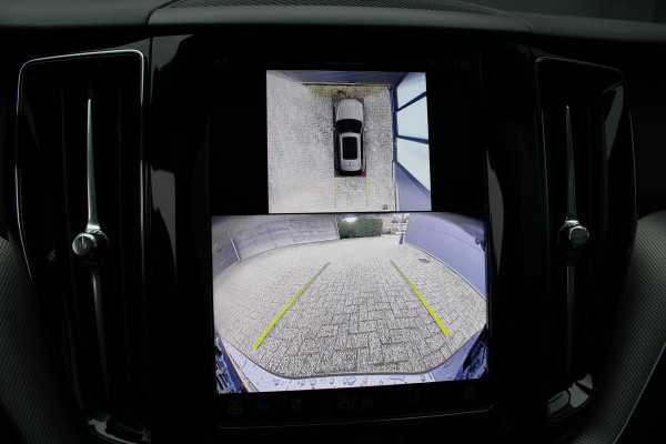 Volvo XC60 2.0 T8 Plug-in hybrid AWD Plus Bright | Luchtvering | Trekhaak | H&K | 360 Camera | Full