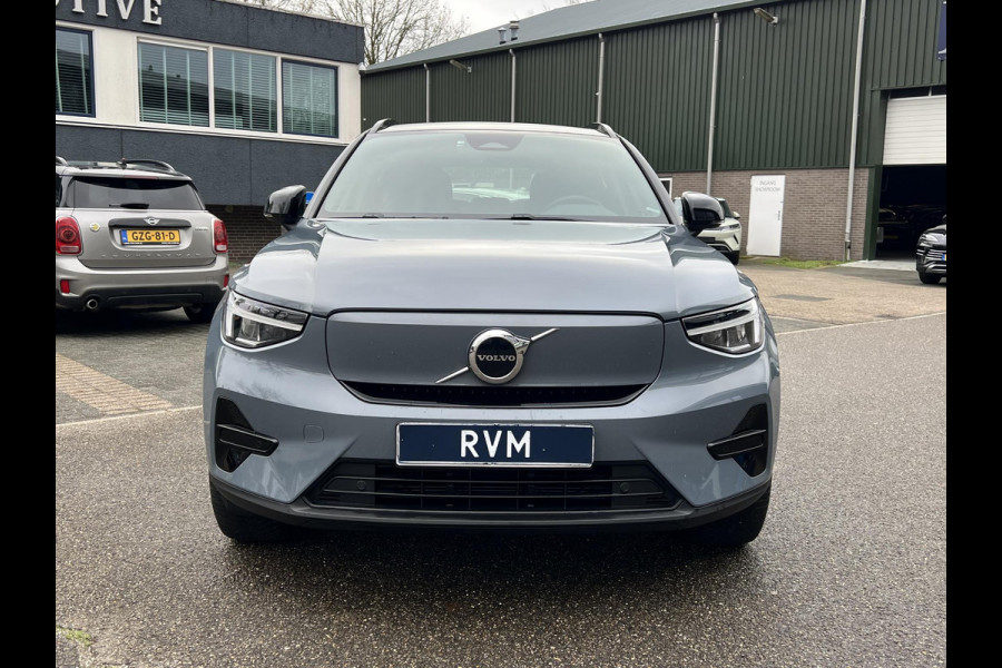 Volvo XC40 Recharge Core 70 kWh VAN: 33.900,- VOOR: 30.877,- UW EINDEJAARSVOORDEEL: 3.023,- | ACHTERUITRIJCAMERA | APPLE CARPLAY | CRUISE CONTROL | DRAADLOZE TELEFOON LADER |
