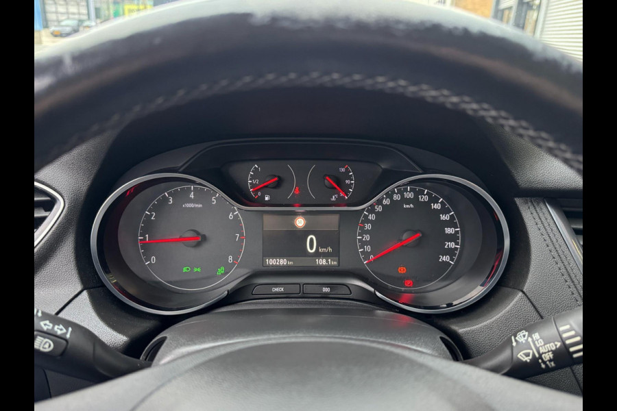 Opel Grandland X 1.2 Turbo Ultimate - Panorama dak I Leer I Airco I 360 Camera I PDC I LED I Dealer onderhouden