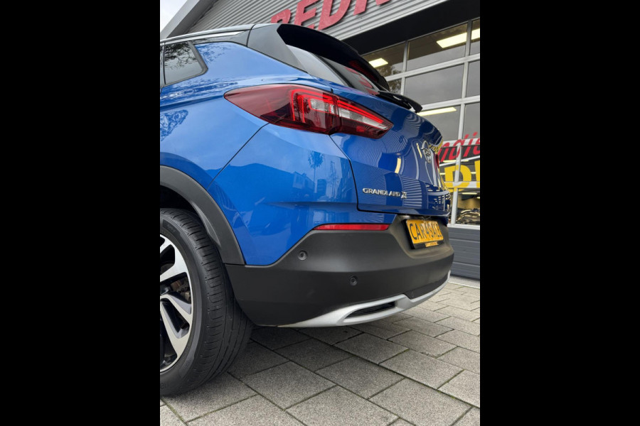 Opel Grandland X 1.2 Turbo Ultimate - Panorama dak I Leer I Airco I 360 Camera I PDC I LED I Dealer onderhouden