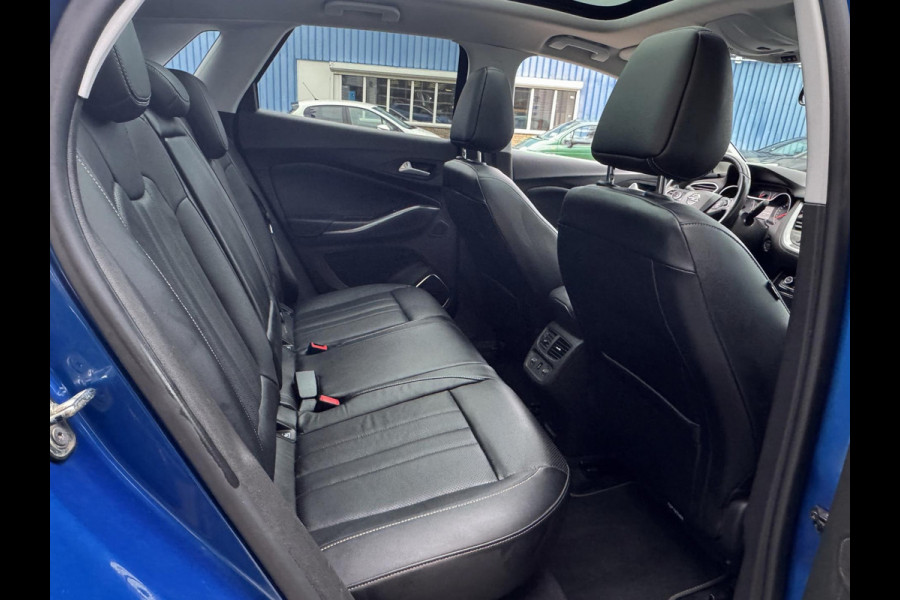Opel Grandland X 1.2 Turbo Ultimate - Panorama dak I Leer I Airco I 360 Camera I PDC I LED I Dealer onderhouden