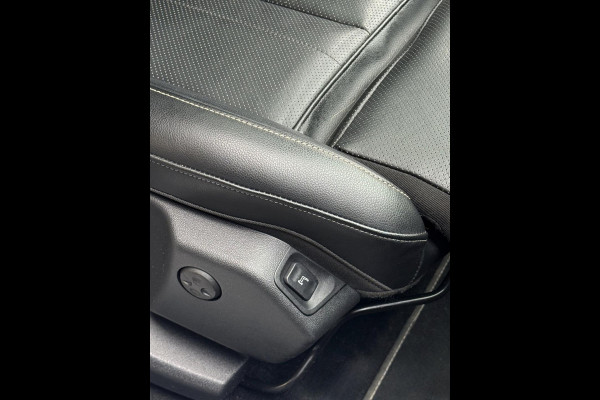 Opel Grandland X 1.2 Turbo Ultimate - Panorama dak I Leer I Airco I 360 Camera I PDC I LED I Dealer onderhouden