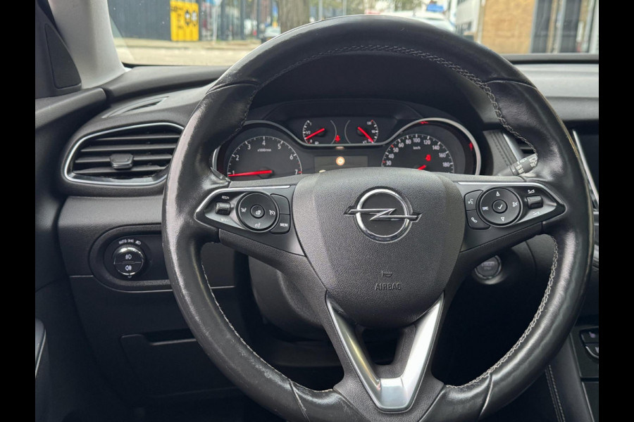 Opel Grandland X 1.2 Turbo Ultimate - Panorama dak I Leer I Airco I 360 Camera I PDC I LED I Dealer onderhouden