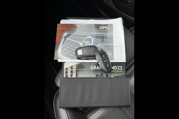 Opel Grandland X 1.2 Turbo Ultimate - Panorama dak I Leer I Airco I 360 Camera I PDC I LED I Dealer onderhouden