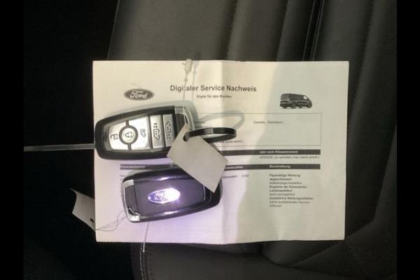 Ford Transit Custom Tourneo 340 2.5 PHEV L1H1 Titanium X 233pk | Ergonomische Lederen Stoelen | Elektrische schuifdeuren links en rechts | Prijs is incl. BTW/BPM | Stuur/Stoelverwarming | Trekhaak Wegklapbaar | B&O Play | Verlengde Fabrieksgarantie tot 05-2029