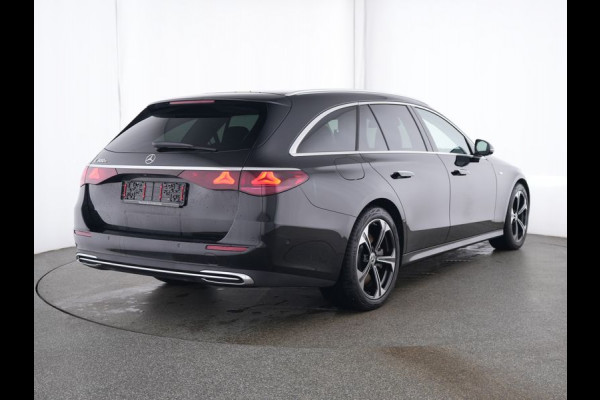 Mercedes-Benz E-Klasse Estate 300 e AMG Line Adtion Avantgarde | Trekhaak | Head-up-Display | Distronic | Memory Voorstoelen. Inclusief 24 maanden MB Certified garantie voor Europa.