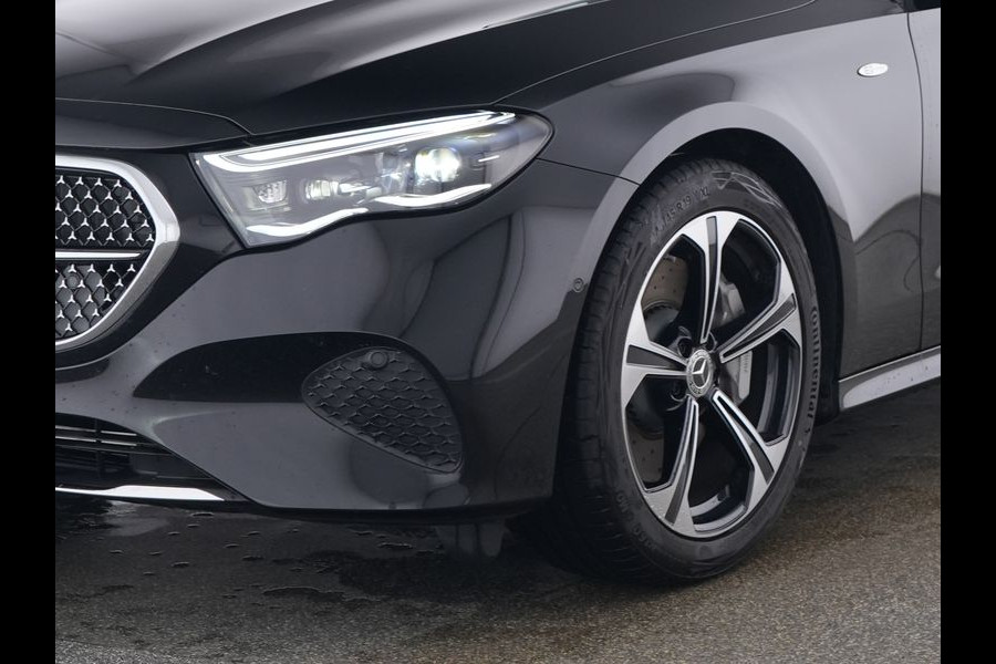 Mercedes-Benz E-Klasse Estate 300 e AMG Line Adtion Avantgarde | Trekhaak | Head-up-Display | Distronic | Memory Voorstoelen. Inclusief 24 maanden MB Certified garantie voor Europa.