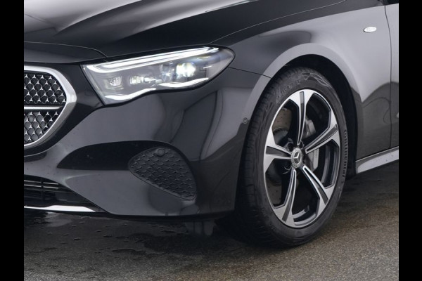 Mercedes-Benz E-Klasse Estate 300 e AMG Line Adtion Avantgarde | Trekhaak | Head-up-Display | Distronic | Memory Voorstoelen. Inclusief 24 maanden MB Certified garantie voor Europa.