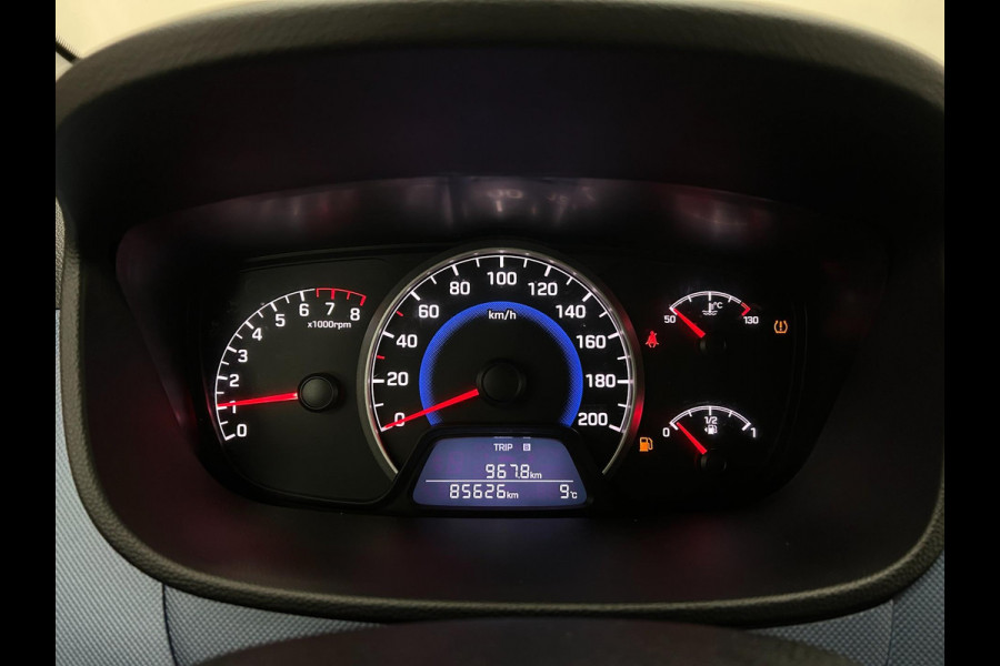 Hyundai i10 Occasion 1.0i i-Motion Comfort | Grijs | Tweedehands Hyundai i10 | Airco | Cruisecontrol | Aux en usb audio