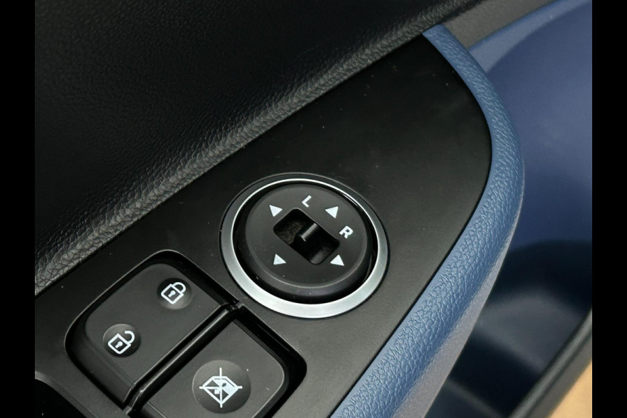 Hyundai i10 Occasion 1.0i i-Motion Comfort | Grijs | Tweedehands Hyundai i10 | Airco | Cruisecontrol | Aux en usb audio