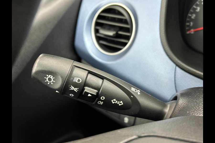 Hyundai i10 Occasion 1.0i i-Motion Comfort | Grijs | Tweedehands Hyundai i10 | Airco | Cruisecontrol | Aux en usb audio