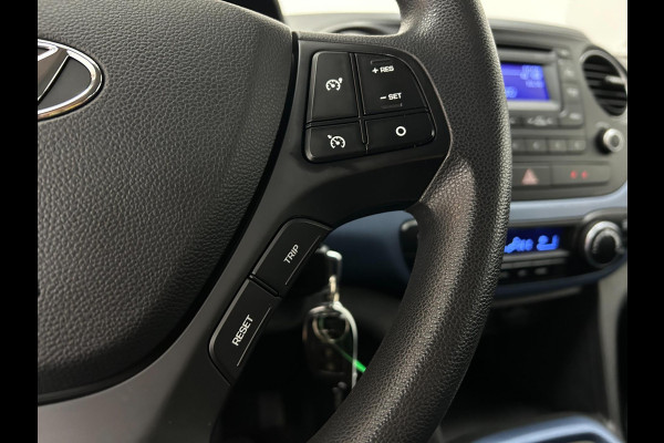 Hyundai i10 Occasion 1.0i i-Motion Comfort | Grijs | Tweedehands Hyundai i10 | Airco | Cruisecontrol | Aux en usb audio