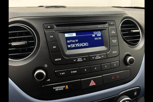 Hyundai i10 Occasion 1.0i i-Motion Comfort | Grijs | Tweedehands Hyundai i10 | Airco | Cruisecontrol | Aux en usb audio