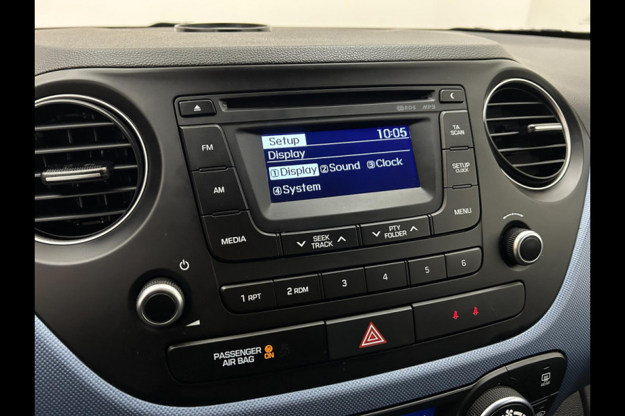 Hyundai i10 Occasion 1.0i i-Motion Comfort | Grijs | Tweedehands Hyundai i10 | Airco | Cruisecontrol | Aux en usb audio