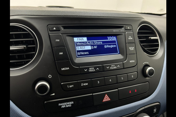 Hyundai i10 Occasion 1.0i i-Motion Comfort | Grijs | Tweedehands Hyundai i10 | Airco | Cruisecontrol | Aux en usb audio