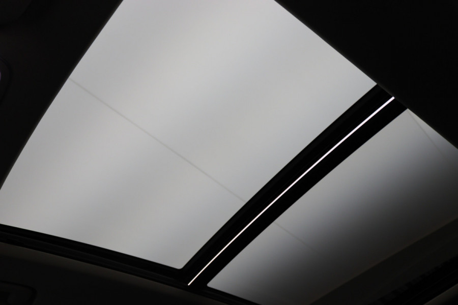 Lynk & Co 01 1.5 Plug-in Hybrid 360° Camera, Panoramadak, ACC, Apple Carplay, DAB, PDC, 20''