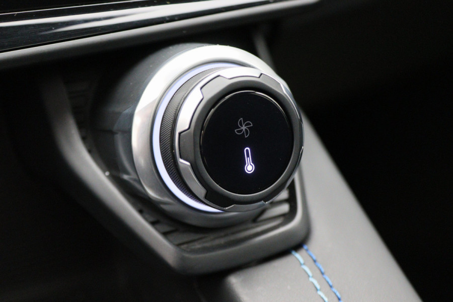 Lynk & Co 01 1.5 Plug-in Hybrid 360° Camera, Panoramadak, ACC, Apple Carplay, DAB, PDC, 20''