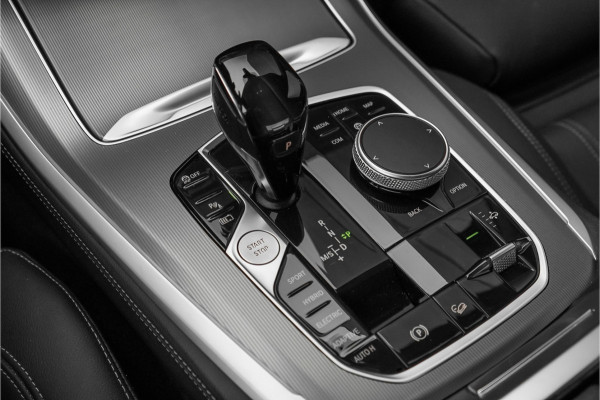 BMW X5 xDrive45e Driving Assist Plus H/K HUD Trekhaak