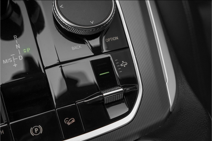 BMW X5 xDrive45e Driving Assist Plus H/K HUD Trekhaak