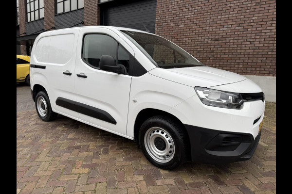 Toyota PROACE CITY 1.5 D-4D / Airco / Cruise Control / BlueTooth (handsfree) / Betonplex Laadvloer incl. Vloerschelp