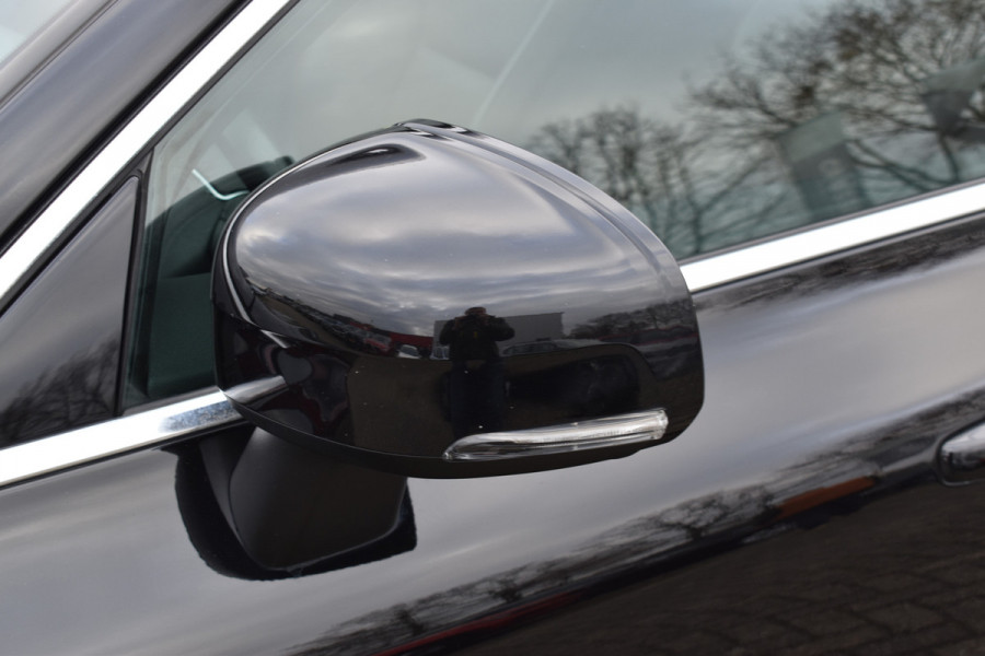 Volvo XC60 D4 190PK Automaat AWD Momentum | Trekhaak | Standkachel | Leder | Stoelverwarming