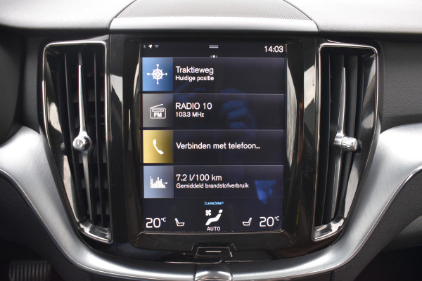 Volvo XC60 D4 190PK Automaat AWD Momentum | Trekhaak | Standkachel | Leder | Stoelverwarming