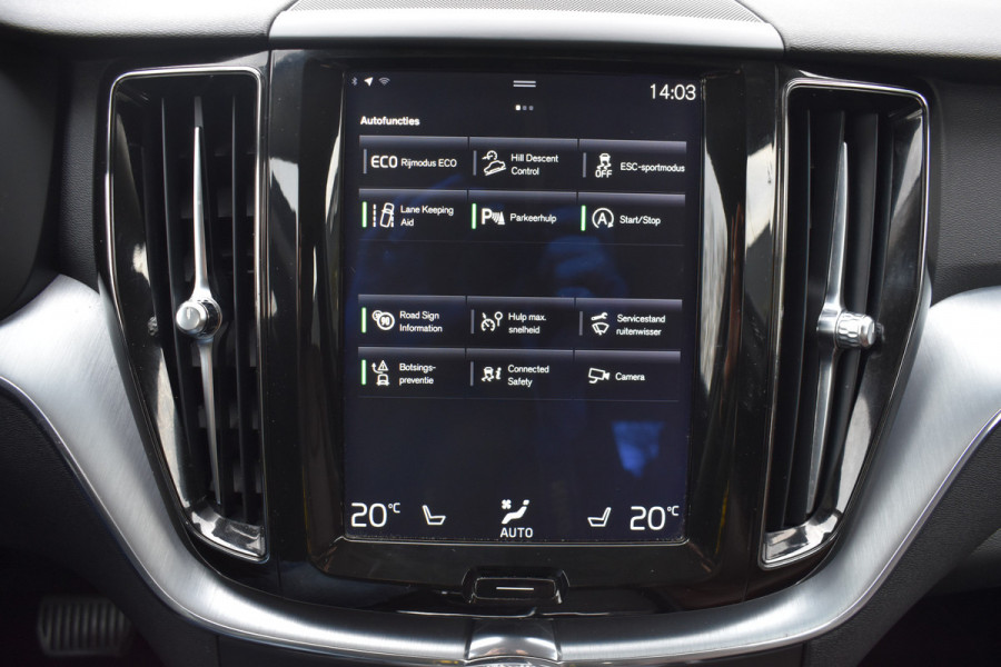 Volvo XC60 D4 190PK Automaat AWD Momentum | Trekhaak | Standkachel | Leder | Stoelverwarming