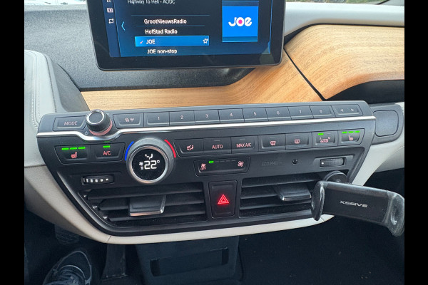 BMW i3 S Executive Edition 120Ah 42 kWh | Panoramadak | Harman Kardon | Stoelverwarming | Keyless | Warmtepomp | Camera | Cruise Control | Navigatie | Parkeersensoren | DAB | LED | BTW | NAP