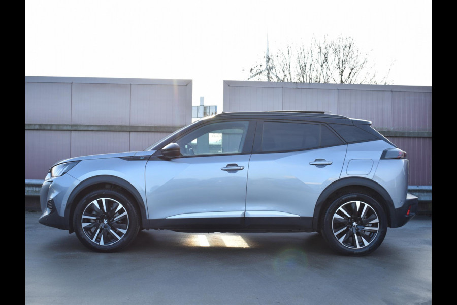 Peugeot e-2008 EV Allure Pack 50 kWh SCHUIF- KANDELDAK | NAVI & CARPLAY | ACHTERUITRIJCAMERA MET SENSOREN | E.C.C. |