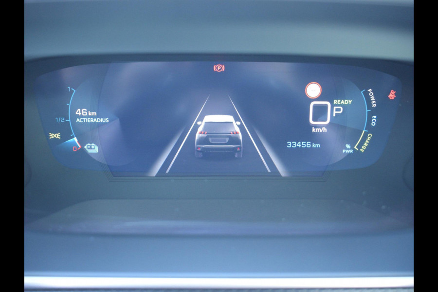 Peugeot e-2008 EV Allure Pack 50 kWh SCHUIF- KANDELDAK | NAVI & CARPLAY | ACHTERUITRIJCAMERA MET SENSOREN | E.C.C. |