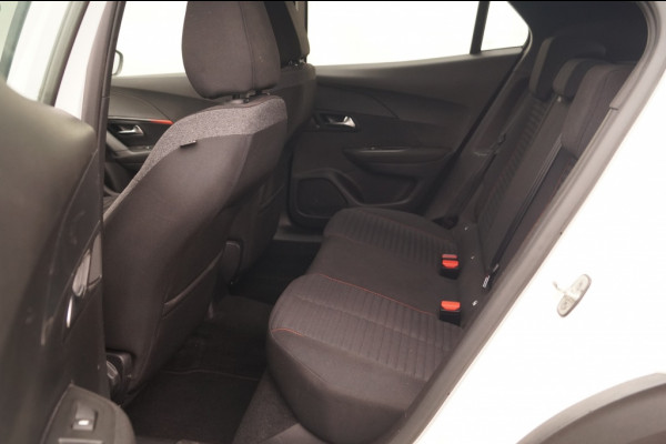 Peugeot 2008 1.2 PureTech 130pk Active Pack -NAVI-CAM-PDC-
