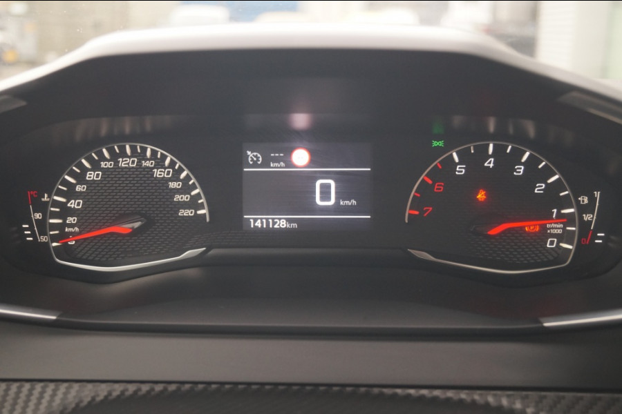 Peugeot 2008 1.2 PureTech 130pk Active Pack -NAVI-CAM-PDC-