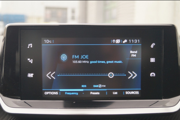 Peugeot 2008 1.2 PureTech 130pk Active Pack -NAVI-CAM-PDC-