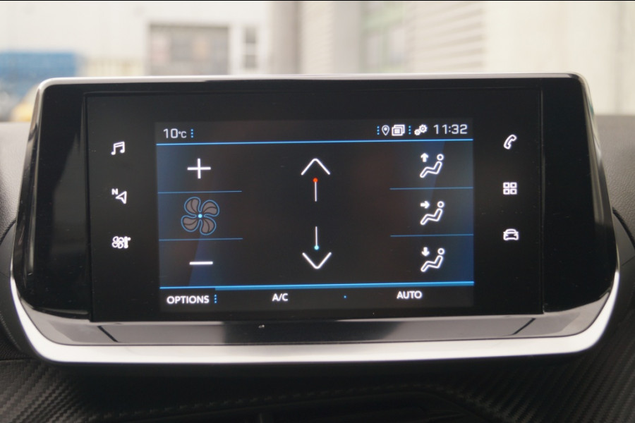 Peugeot 2008 1.2 PureTech 130pk Active Pack -NAVI-CAM-PDC-