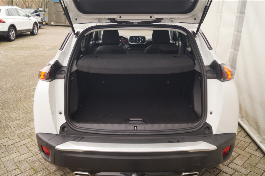 Peugeot 2008 1.2 PureTech 130pk Active Pack -NAVI-CAM-PDC-