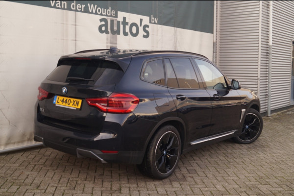 BMW iX3 High Executive 80kWh -PANO-LEER-ECC-