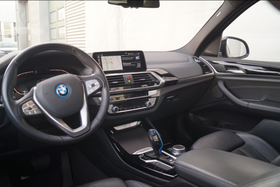 BMW iX3 High Executive 80kWh -PANO-LEER-ECC-